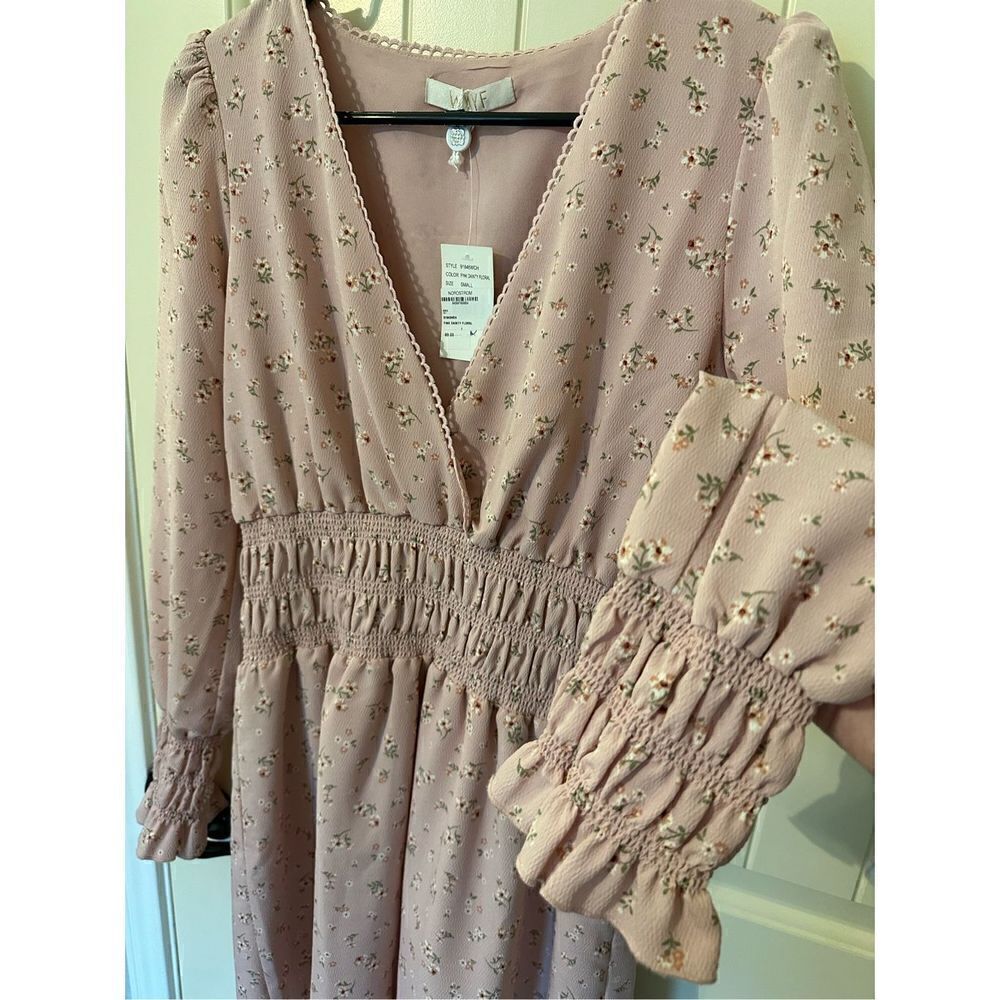 NWT Wayf Delaney Smocked Pink Dainty Floral Dress - Size Small - 91846WCH - Picture 6 of 10